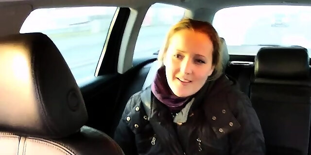 Amateur Gets Huge Dick Up Her Ass In Fake Taxi