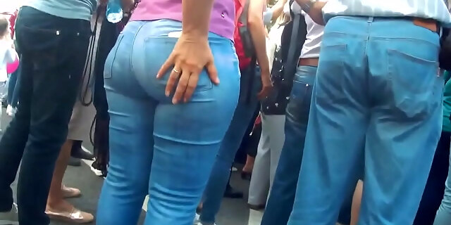 Fat Booty Latina Mature In Jeans Grope