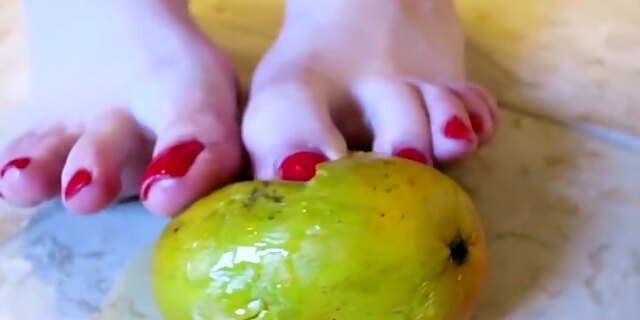 Mango Nail Crush