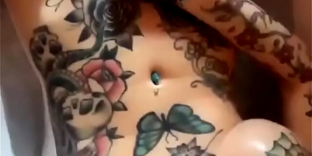 Tattoo Girl Fingering In Bath Tub