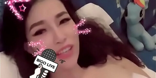 Sexy Bigo Live Girl