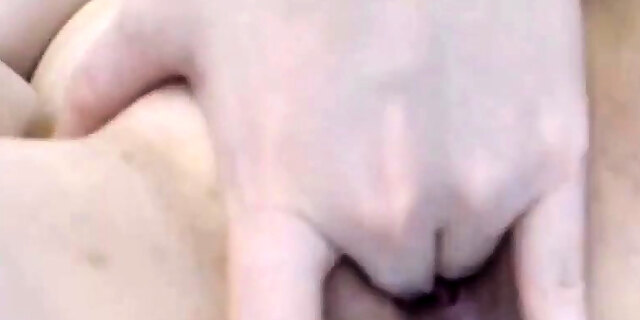 Pale Skin Brunette Masturbate Webcam