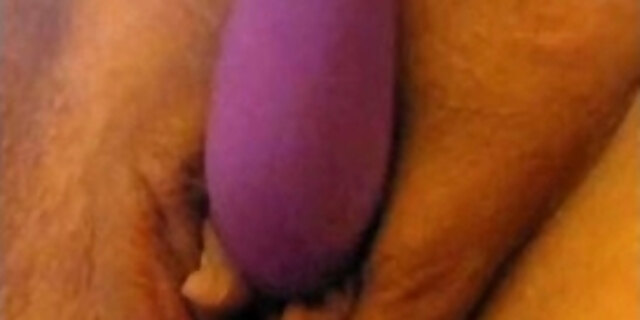 Vibrator, Peehole And Rubbing A Vibrator On My Clit!!