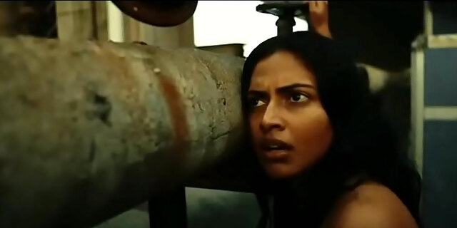 Amala Paul Aadai Movie Hot