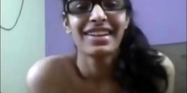 Desi  Girl Nude Video Call