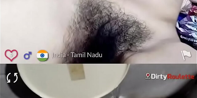 Tamil Aunty Enjoying Online Sex