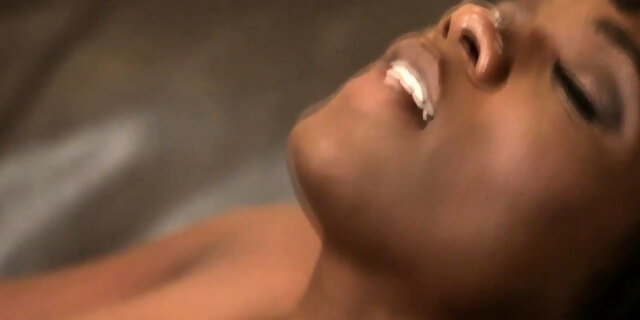 Black MILF Eats Out Teen