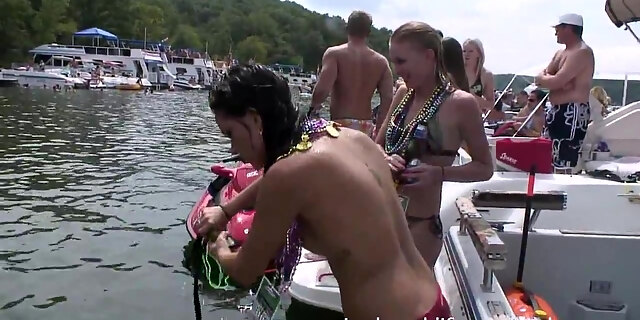 Springbreaklife Video: Party Cove