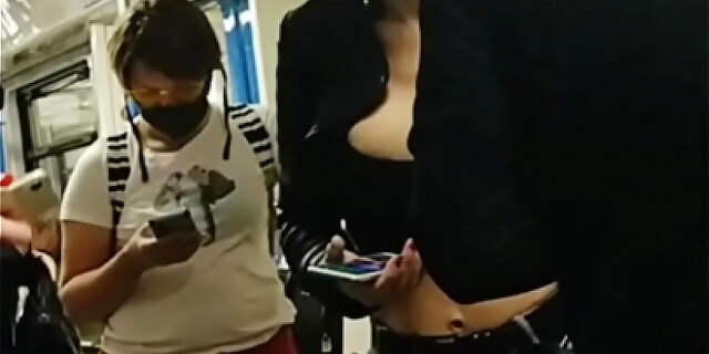 Sexy Girls On The Metro