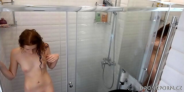 Redhead Foxy Lee - Perfect Shower Masturbation