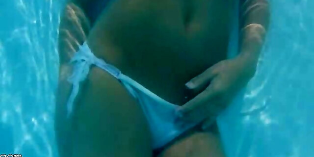 Naughty Girl Undress In The Pool